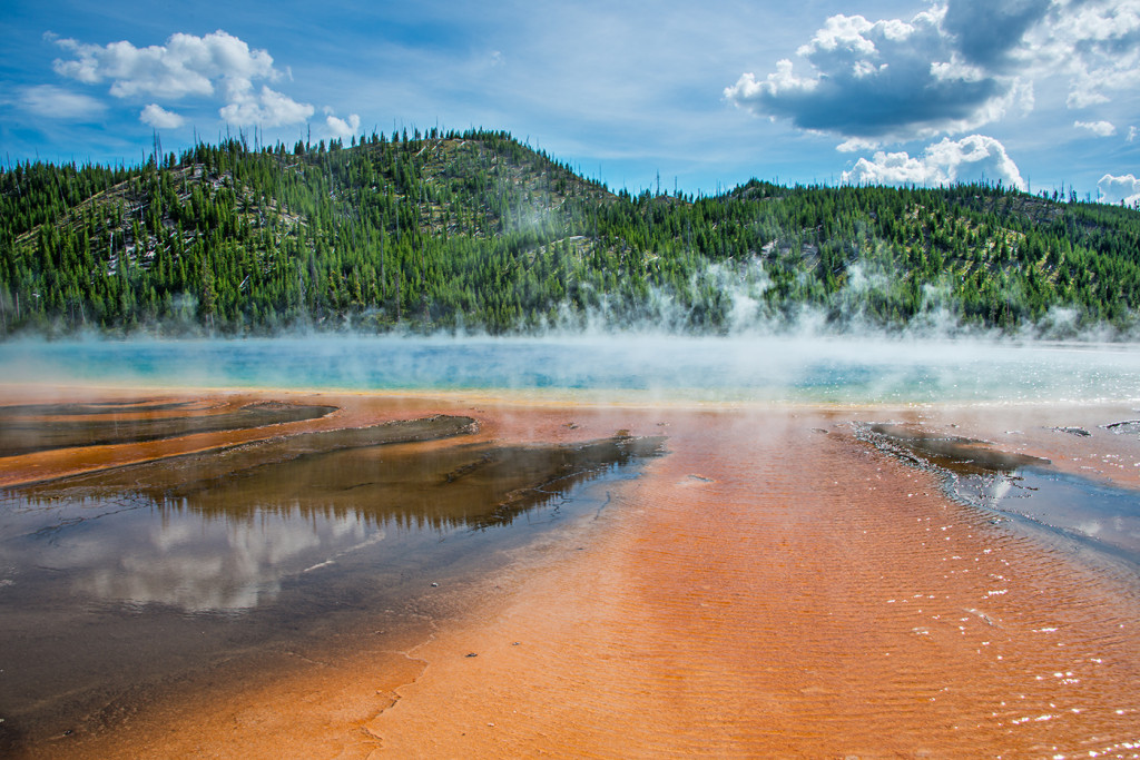 180360_Yellowstone_GrandPrismatic1